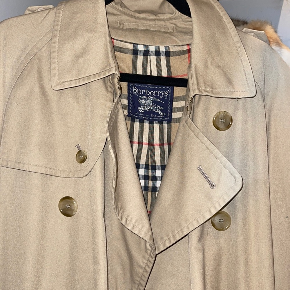 Men’s Burberry trench
